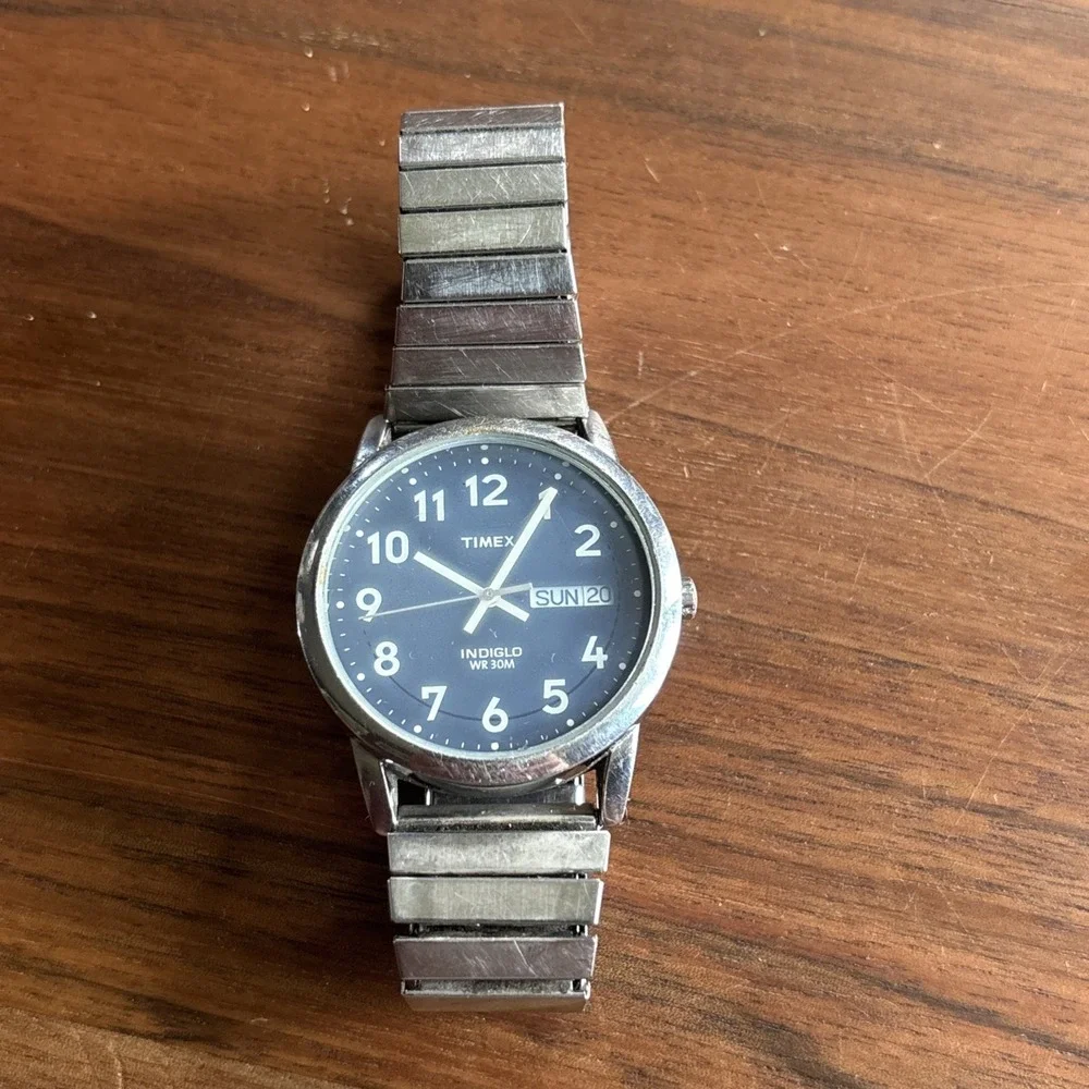 VTG Timex Indiglo Water Resistant 30M Men Analog Battery Wrist Watch UNTESTED
